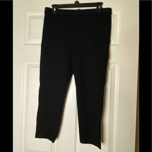 DSTLD Black Stretch Capri Pants